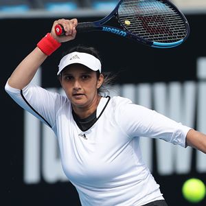 miami open sania in quarterfinals