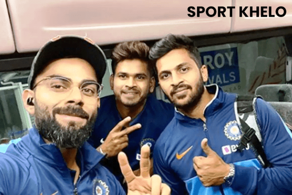 भारतीय संघ वनडे मालिकेतील 1 ल्या सामन्यासाठी ऑकलंडला पोहोचला